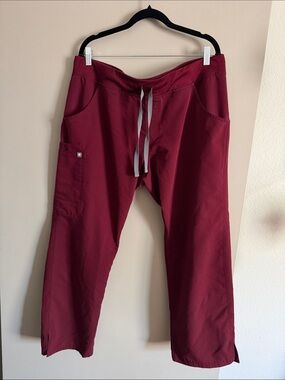 FIGS Women’s Maroon Scrub Pants